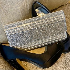 NEW INC Marietta Elongated Silver Glitter Clutch